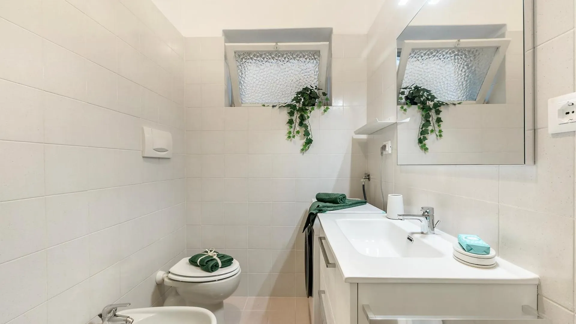 Casa Enza - Happy Rentals Desenzano del Garda Italy
